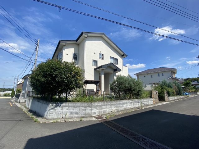 中古一戸建て、リフォーム中古マンションの新着物件を5件掲載しました! ☆8月に入りました!暑い日々が続きますが、元気に営業しておりますので、気軽にお問い合わせください(*´ω`*)☆