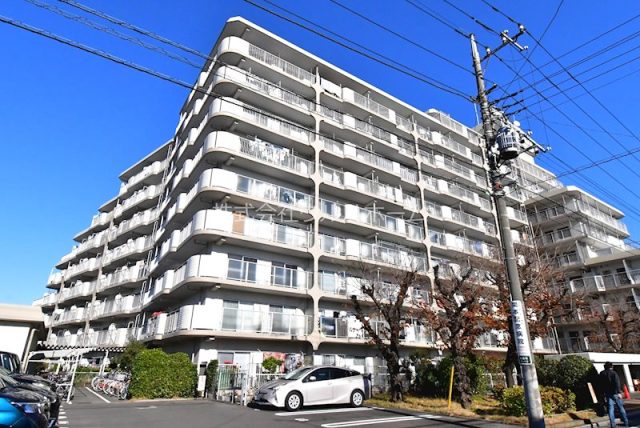 新築一戸建て、リフォーム中古戸建&マンションの新着物件を3件掲載しました! ☆中古マンション購入時は敷地内駐車場は空いていない前提でお考えいただく方が良いですよ(;´∀`)☆