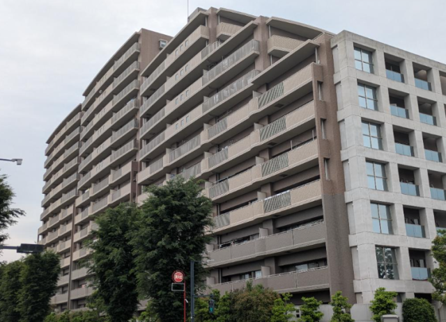 リフォーム中古マンションの新着物件を1件掲載しました! ☆8月も最終日になりますね!ご内見はいかがでしょうか?ヘ(^o^)/☆