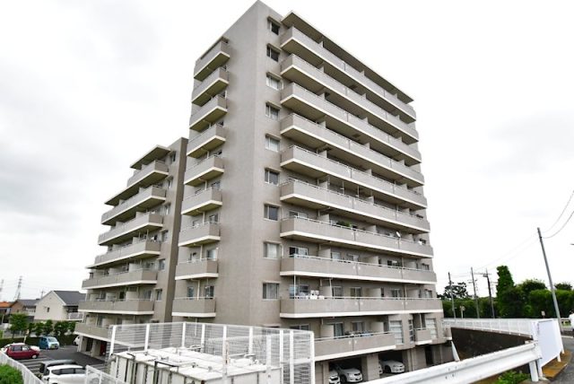 新築一戸建て、中古マンションの新着物件を3件掲載しました! ☆住宅ローン控除のために初年度のみ、確定申告が必要なのでお忘れなく(´・ω・`)☆
