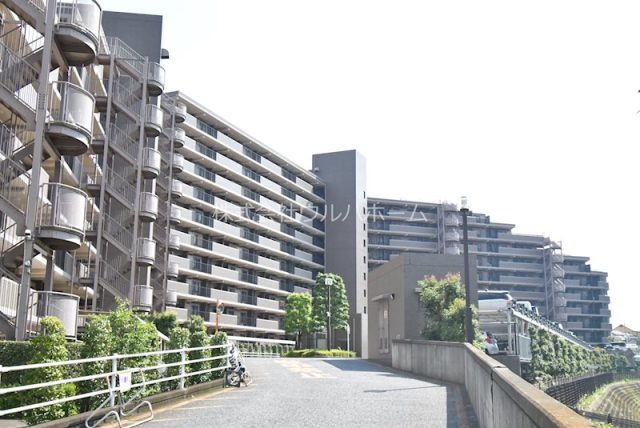 新築一戸建て、リフォーム中古マンションの新着物件を3件掲載しました! ☆リフォームの相談も無料で受け付けております!他社の見積りお持ちくださいm(_ _)m☆